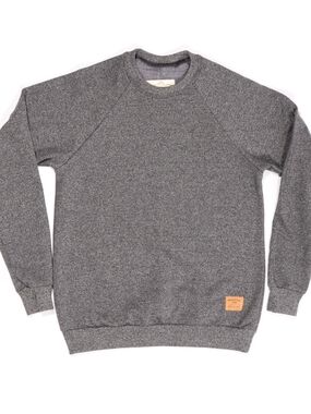 Kootenay Cottage Crew Neck in (Black Pepper) Polar Piece Sweater Unisex